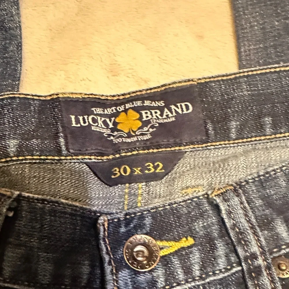 M1.   Lucky Brand Men's 361 vintage Straight Jeans - Blue 30 x 32
